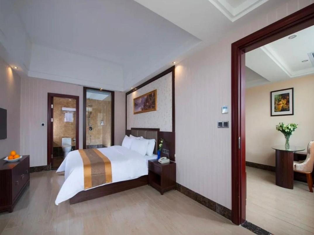Vienna International Hotel Jieyang Chaoshan Airport Екстериор снимка